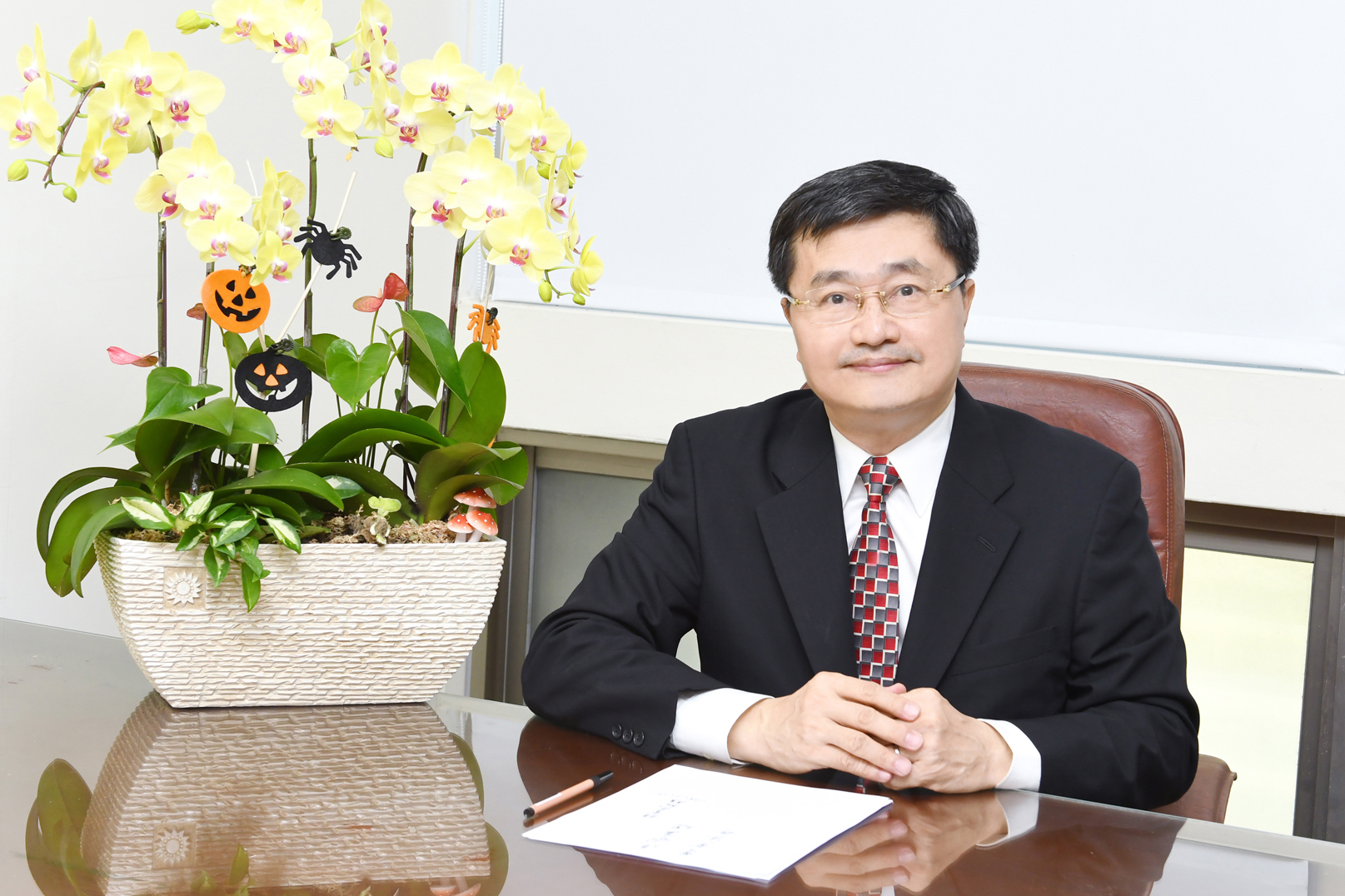 鐘育志校長 照片 鐘育志校長 照片